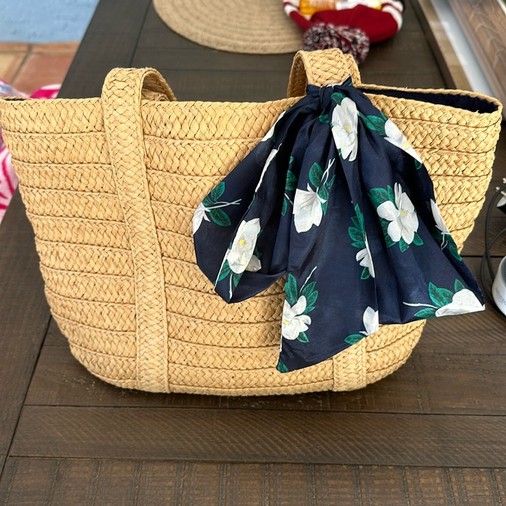 EUC Draper James Bag